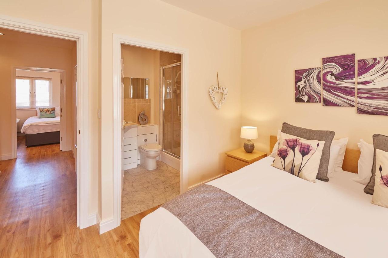 Host & Stay - The Scuttlebutt Townhouse Whitby Kültér fotó