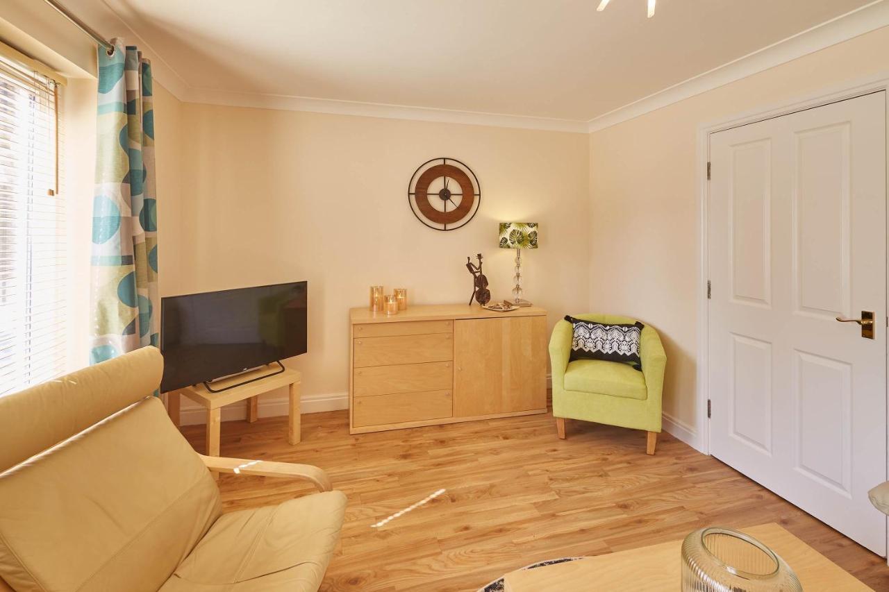 Host & Stay - The Scuttlebutt Townhouse Whitby Kültér fotó