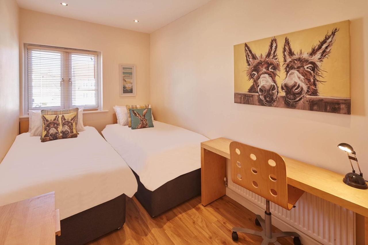 Host & Stay - The Scuttlebutt Townhouse Whitby Kültér fotó