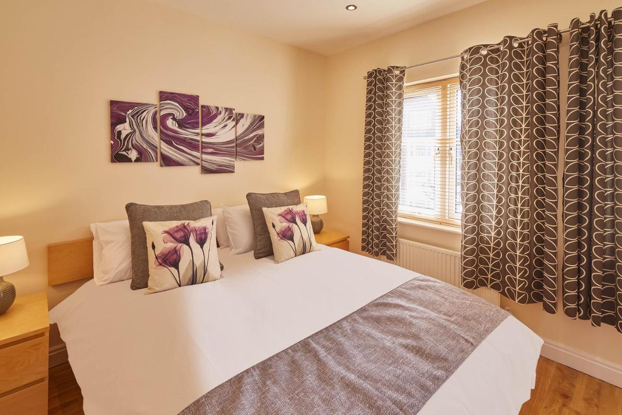 Host & Stay - The Scuttlebutt Townhouse Whitby Kültér fotó